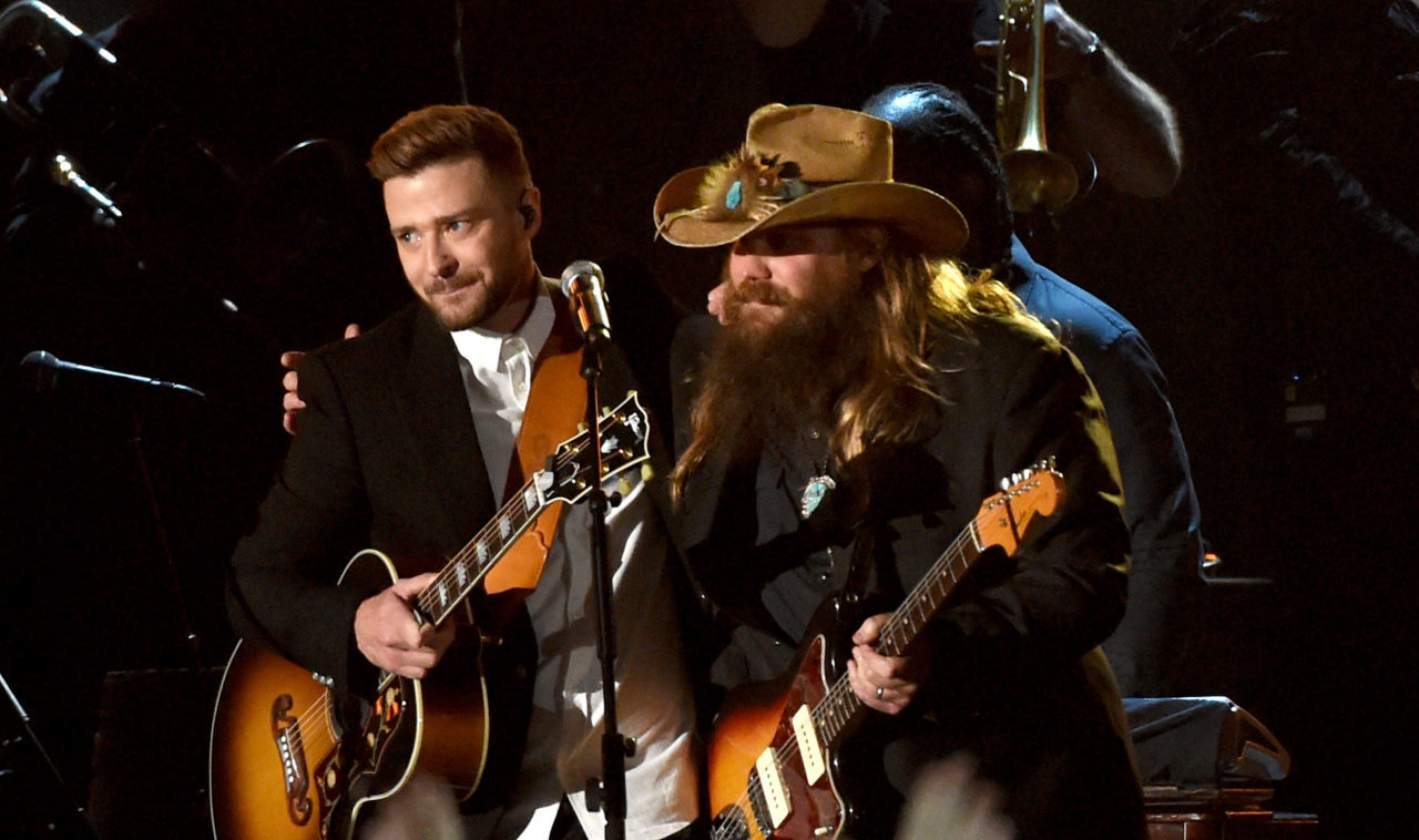 NASHVILLE, TN - NOVEMBER 04: Musician Justin Timberlake (L) performs onstage with Singer-songwriter Chris Stapleton (R)performs onstage at the 49th annual CMA Awards at the Bridgestone Arena on November 4, 2015 in Nashville, Tennessee.