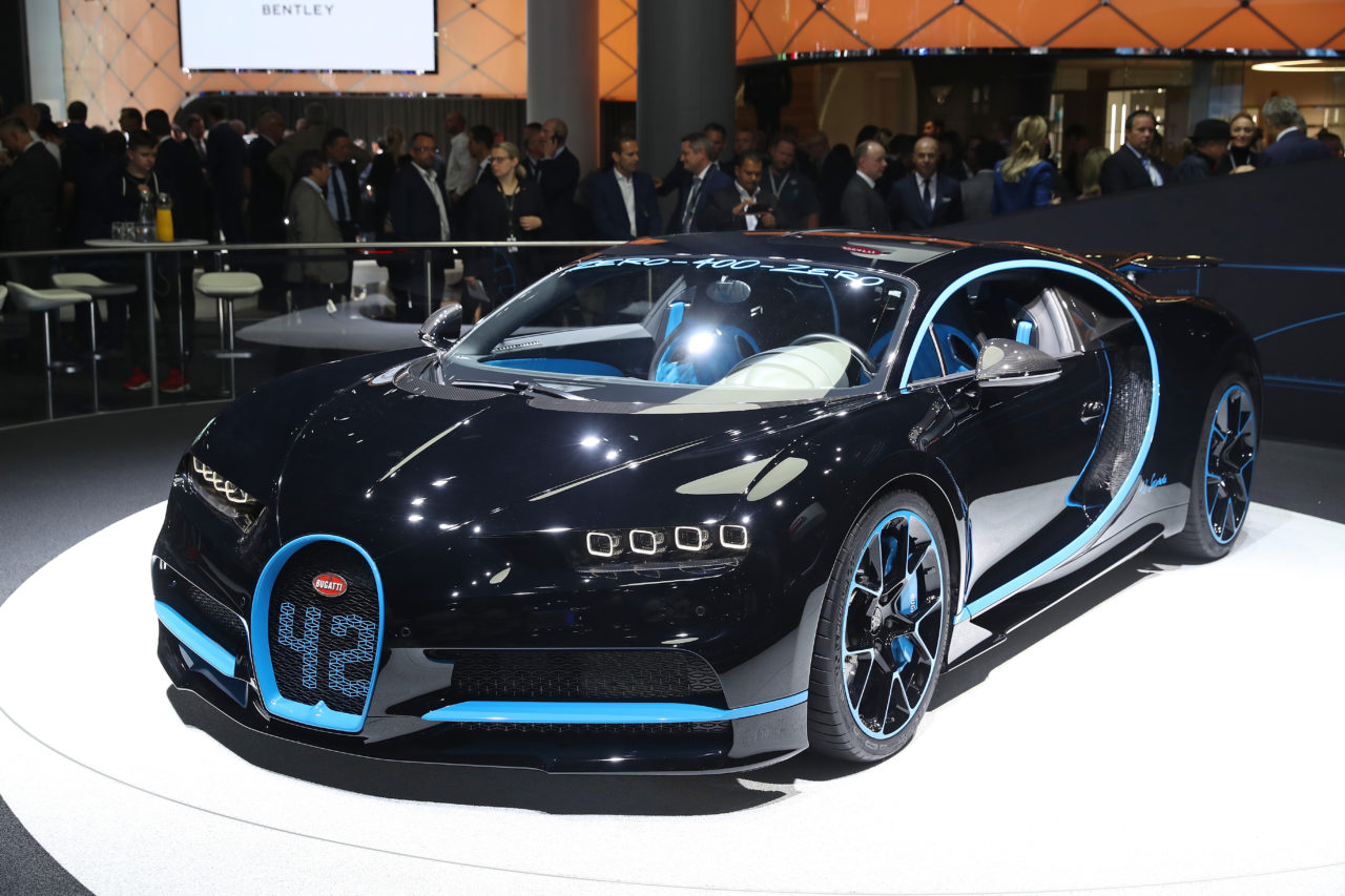 skam Ubarmhjertig Surichinmoi Lego Just Built A Real Life Bugatti Chiron And It Works! (Video) - New  Country 105.1