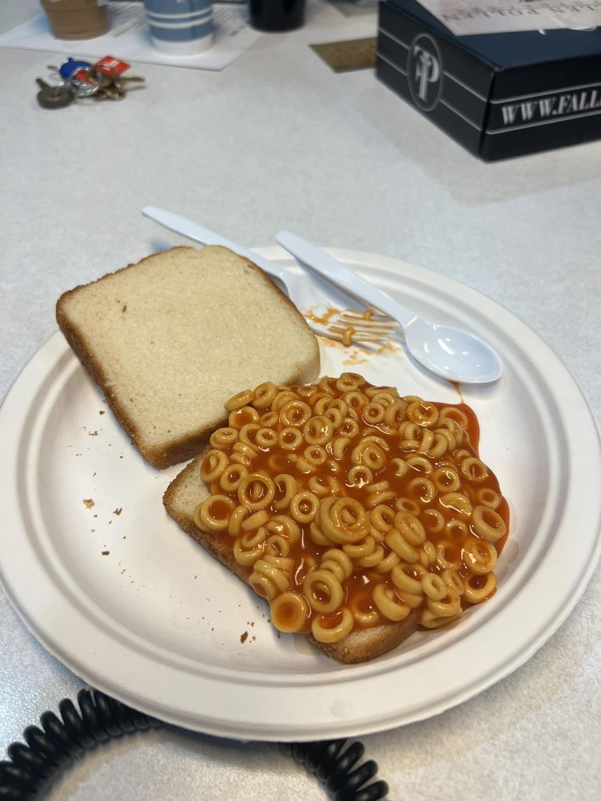 Uh Oh, Spaghetti-O (Sandwiches?) - New Country 105.1